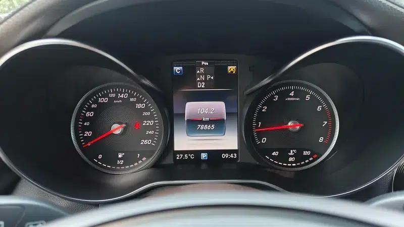 2019 Mercedes-Benz GLC 300 L 4MATIC Dynamic — миниатюра 12