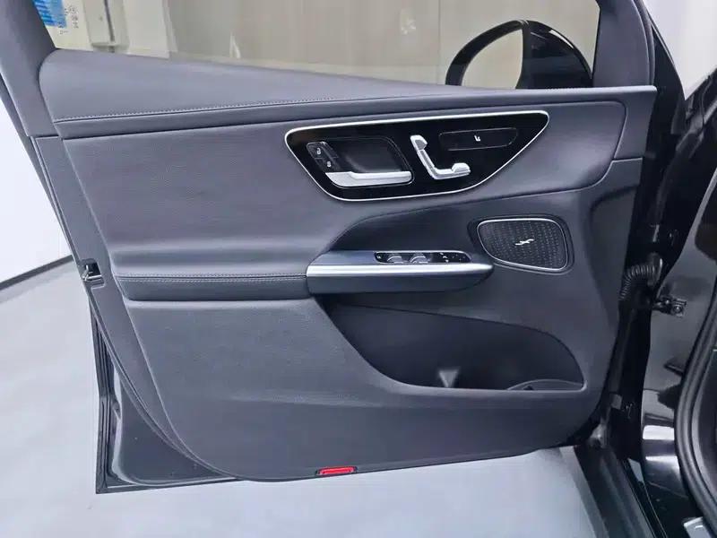 2023 Mercedes-Benz GLC 260 L 4MATIC Dynamic 5-seater — миниатюра 12