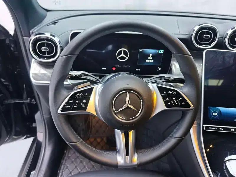 2023 Mercedes-Benz GLC 260 L 4MATIC Dynamic 5-seater — миниатюра 16