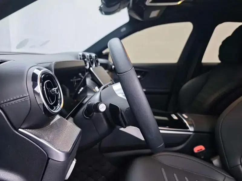 2023 Mercedes-Benz GLC 260 L 4MATIC Dynamic 5-seater — миниатюра 18