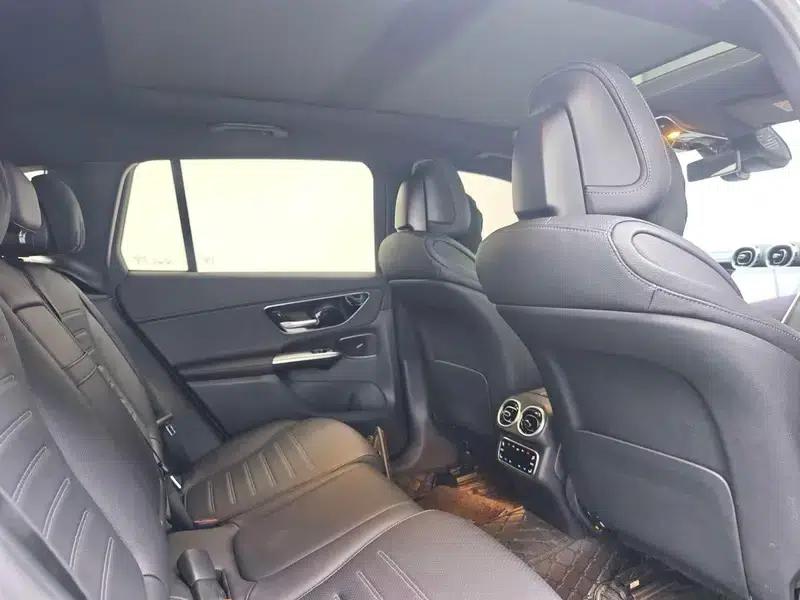 2023 Mercedes-Benz GLC 260 L 4MATIC Dynamic 5-seater — миниатюра 20