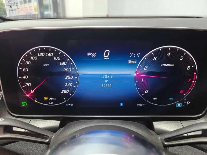2023 Mercedes-Benz GLC Facelift: GLC 260 L 4MATIC Dynamic 5-Seater — миниатюра 9