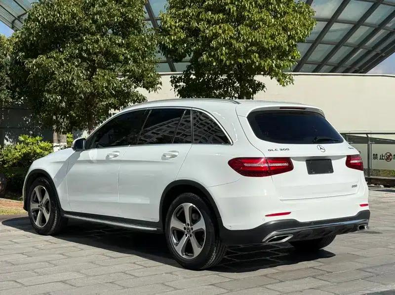 2017 Mercedes-Benz GLC 300 4MATIC Dynamic — миниатюра 5