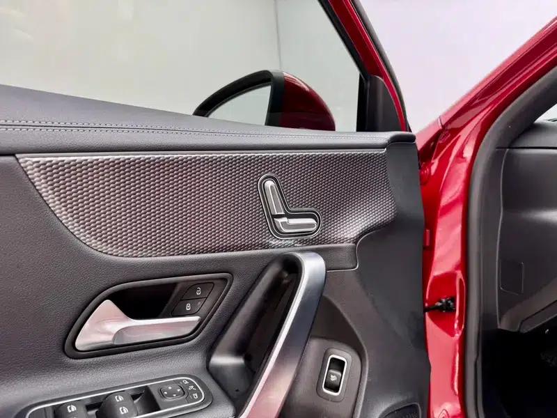2022 Mercedes-Benz A-Class A 200 L Sport Sedan Fashion Edition — миниатюра 12