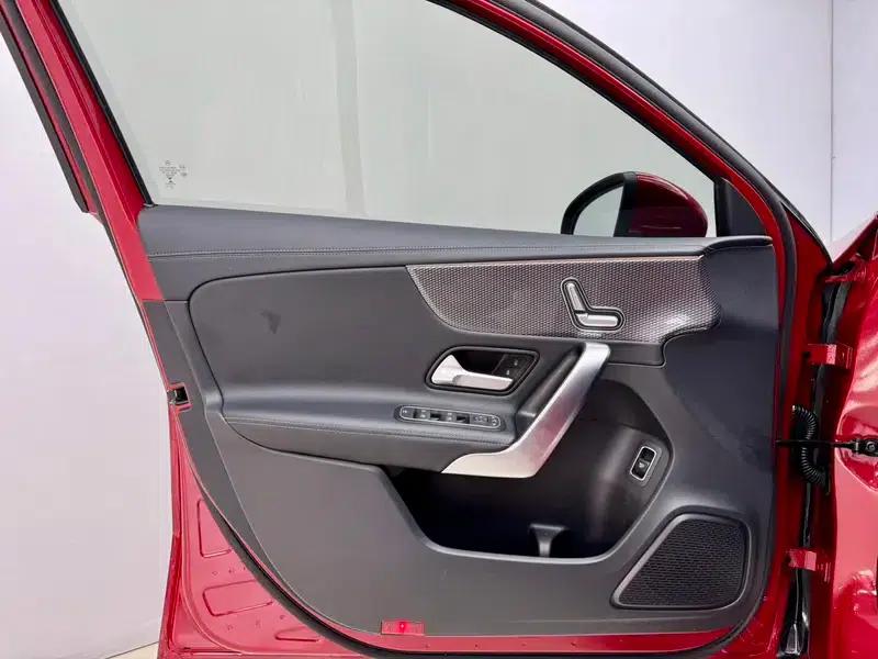 2022 Mercedes-Benz A-Class A 200 L Sport Sedan Fashion Edition — миниатюра 22