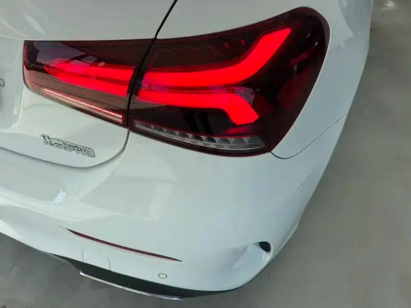 Mercedes-Benz A-Class 2020 Facelift A 200 L Sport Sedan Fashion Model — миниатюра 11