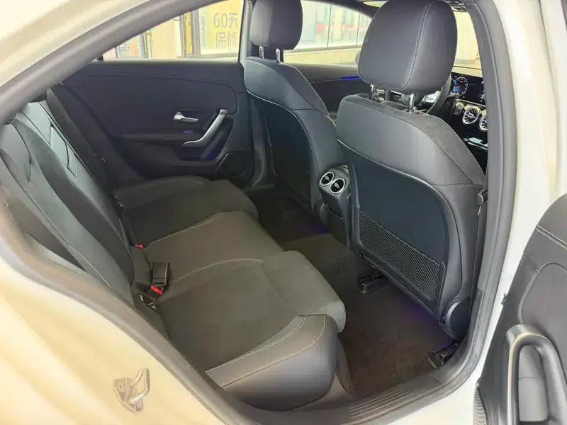 Mercedes-Benz A-Class 2020 Facelift A 200 L Sport Sedan Fashion Model — миниатюра 17