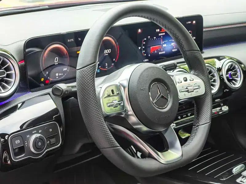 2022 Mercedes-Benz A-Class A 200 L Sport Sedan Dynamic Edition — миниатюра 9