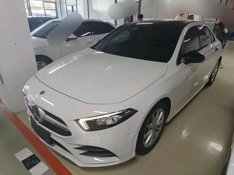 Mercedes-Benz A-Class 2019 Facelift A 200 L Sport Sedan — миниатюра 1