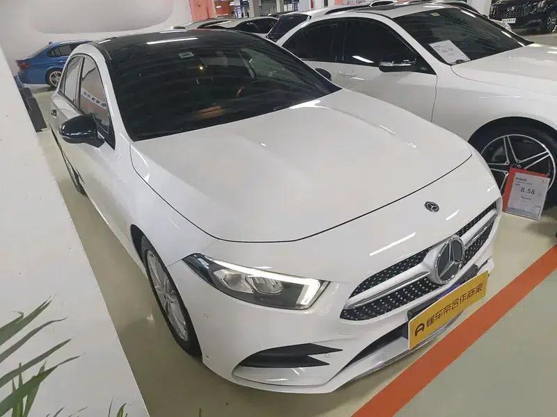 Mercedes-Benz A-Class 2019 Facelift A 200 L Sport Sedan — миниатюра 3