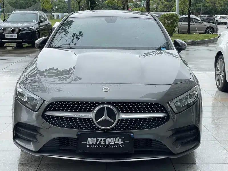 Mercedes-Benz A-Class 2022 Facelift A 200 L Sport Sedan Fashion Edition — миниатюра 2