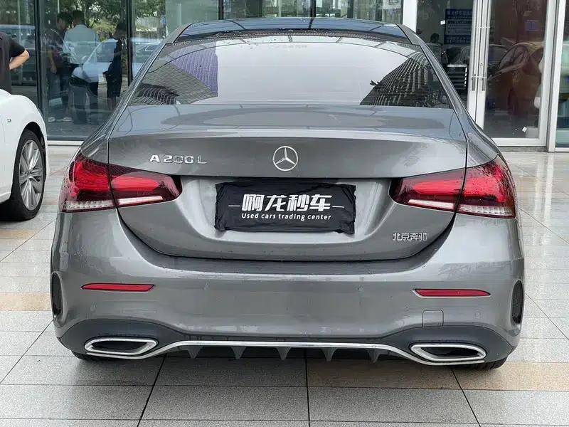 Mercedes-Benz A-Class 2022 Facelift A 200 L Sport Sedan Fashion Edition — миниатюра 3