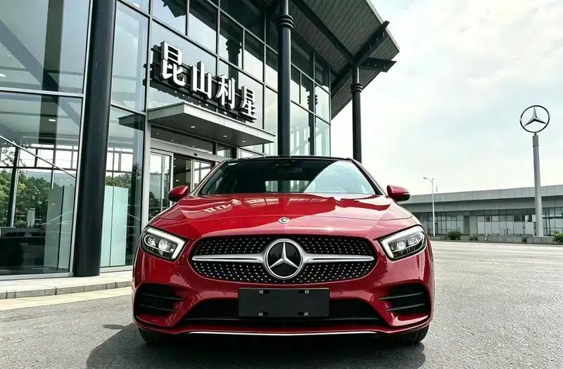2020 Mercedes-Benz A-Class A 200 L — миниатюра 2