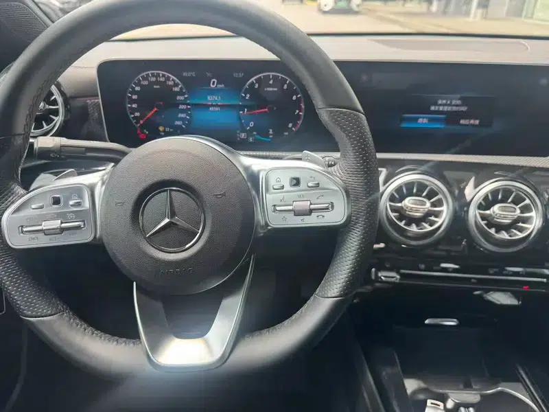 2020 Mercedes-Benz A-Class A 200 L — миниатюра 6