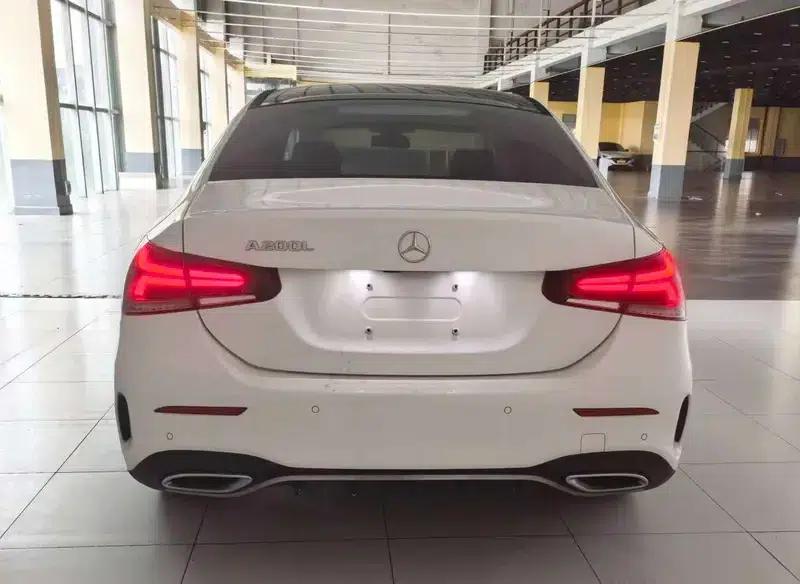 2022 Mercedes-Benz A-Class A 200 L Sport Sedan Dynamic Edition — миниатюра 5