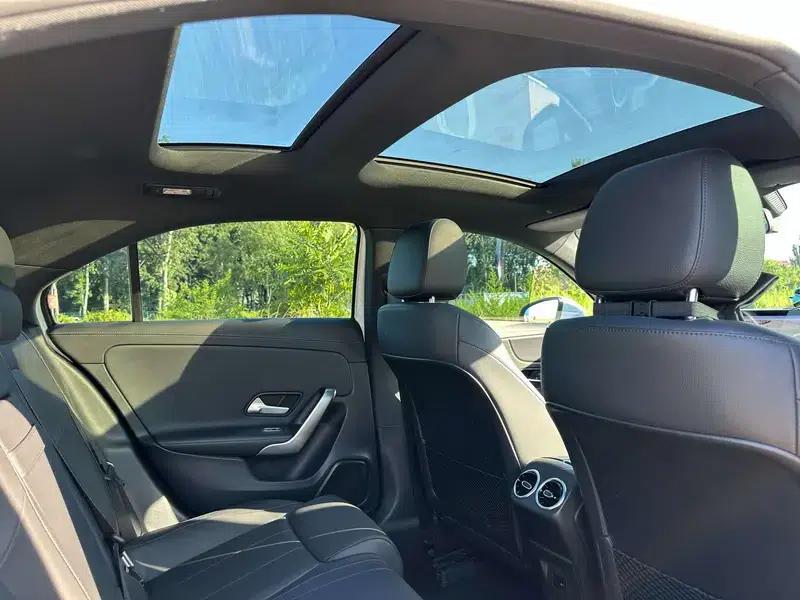Mercedes-Benz A-Class 2022 Facelift A 200 L Sport Sedan Fashion Edition — миниатюра 23