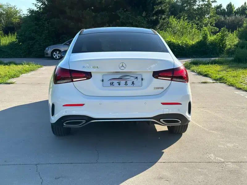 Mercedes-Benz A-Class 2022 Facelift A 200 L Sport Sedan Fashion Edition — миниатюра 6