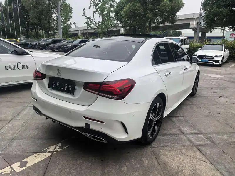 Mercedes-Benz A-Class 2022 Facelift A 200 L Sport Sedan Fashion Edition — миниатюра 6
