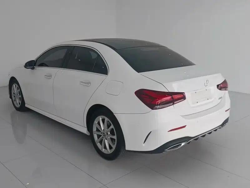 Mercedes-Benz A-Class 2021 A 200 L Sport Sedan Fashion Edition — миниатюра 4