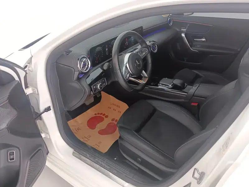 Mercedes-Benz A-Class 2021 A 200 L Sport Sedan Fashion Edition — миниатюра 8