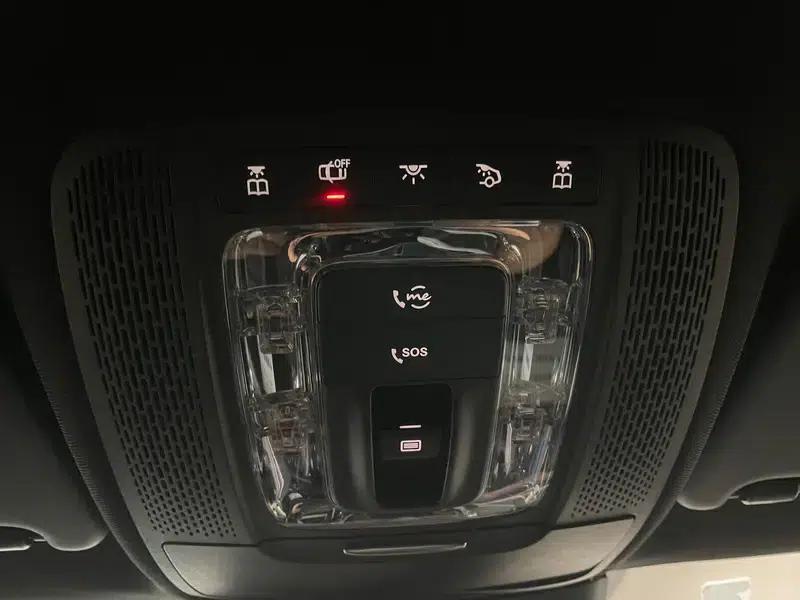 2020 Mercedes-Benz A-Class A 220 L 4MATIC Sport Sedan — миниатюра 18
