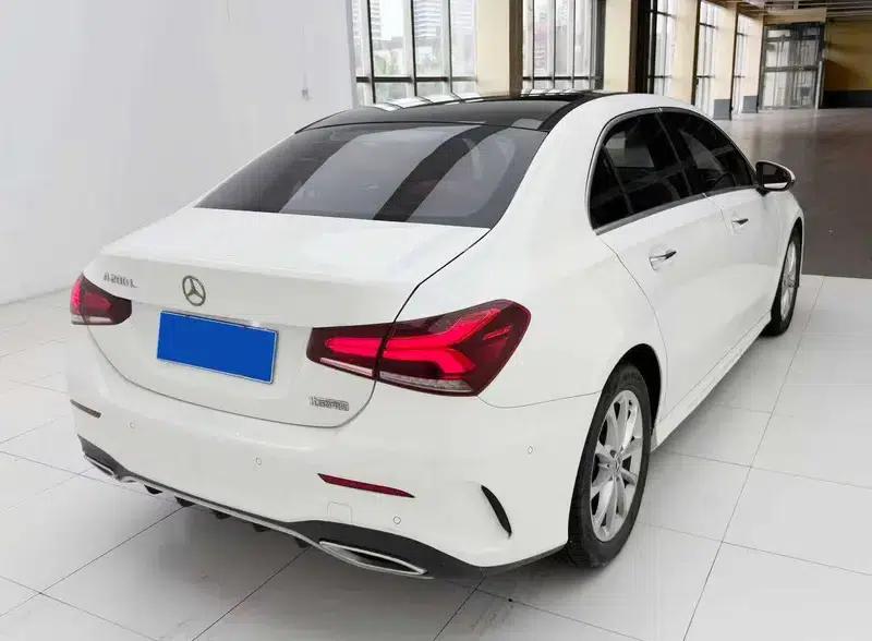 2019 Mercedes-Benz A-Class A 200 L Sport Sedan — миниатюра 6
