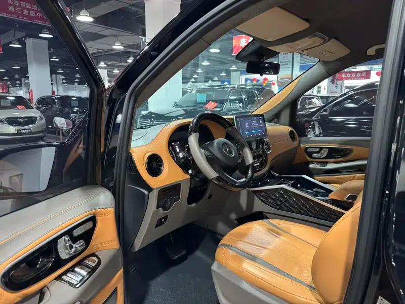2023 Nissan Vito 2.0T Business Edition 7-seater — миниатюра 9