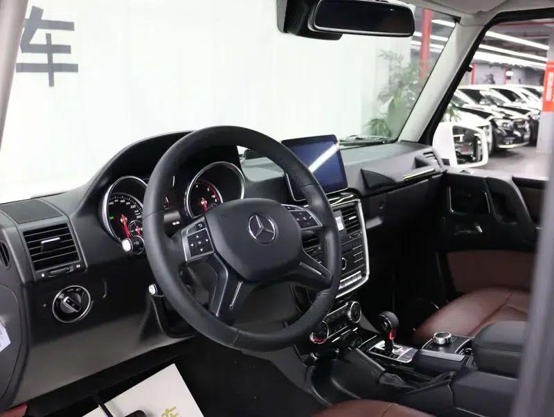 2017 Mercedes-Benz G-Class G 350 d — миниатюра 25