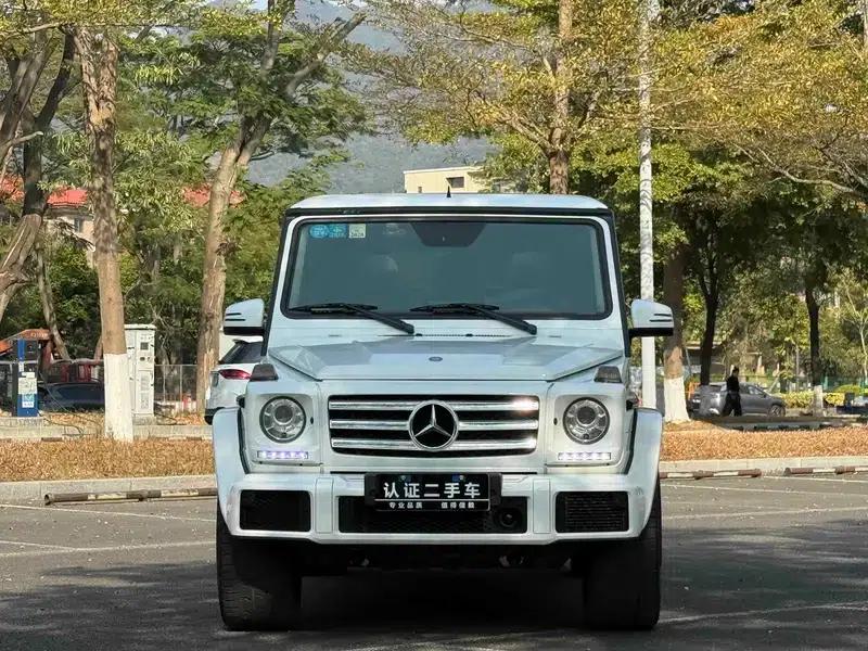 2016 Mercedes-Benz G-Class G 500 — миниатюра 2