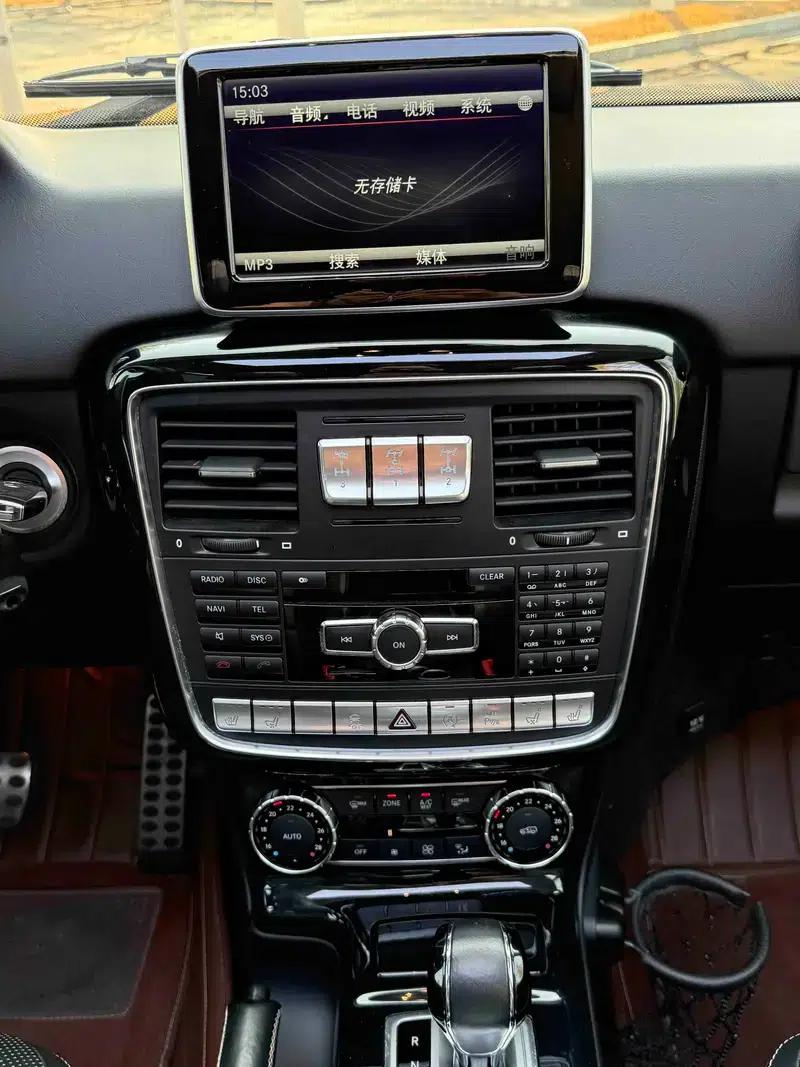 2016 Mercedes-Benz G-Class G 500 — миниатюра 13