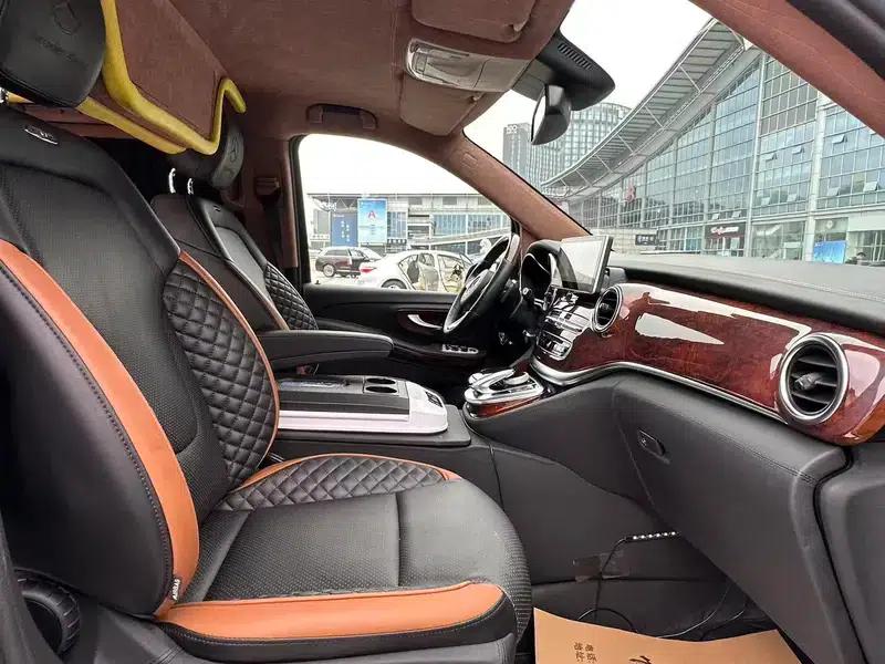 Mercedes-Benz V-Class (Overseas) 2018 2.0T Automatic Rear-Wheel Drive 7-Seater Parallel Import — миниатюра 13