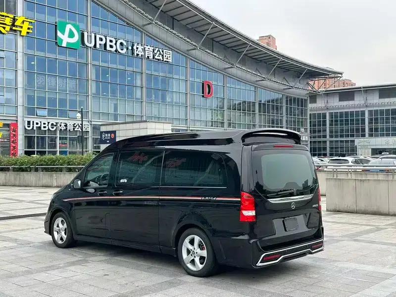 Mercedes-Benz V-Class (Overseas) 2018 2.0T Automatic Rear-Wheel Drive 7-Seater Parallel Import — миниатюра 5