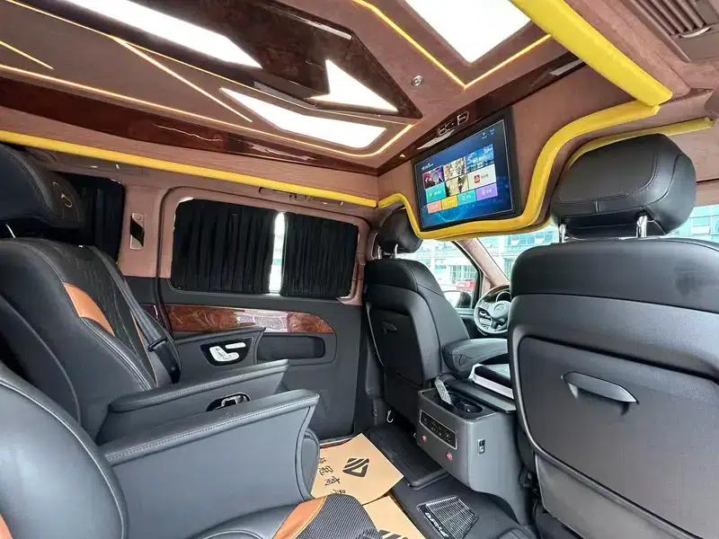 Mercedes-Benz V-Class (Overseas) 2018 2.0T Automatic Rear-Wheel Drive 7-Seater Parallel Import — миниатюра 9