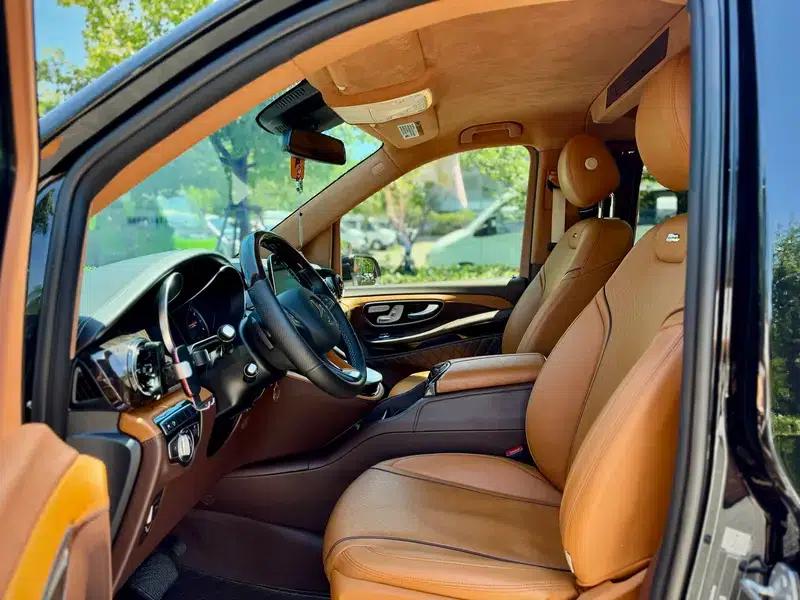 Mercedes-Benz V-Class 2022 V 260 L Long Wheelbase Luxury Edition — миниатюра 16