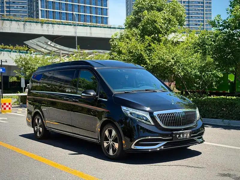 Mercedes-Benz V-Class 2022 V 260 L Long Wheelbase Luxury Edition — миниатюра 3