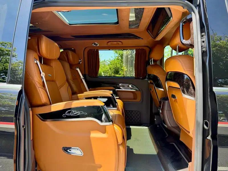 Mercedes-Benz V-Class 2022 V 260 L Long Wheelbase Luxury Edition — миниатюра 27