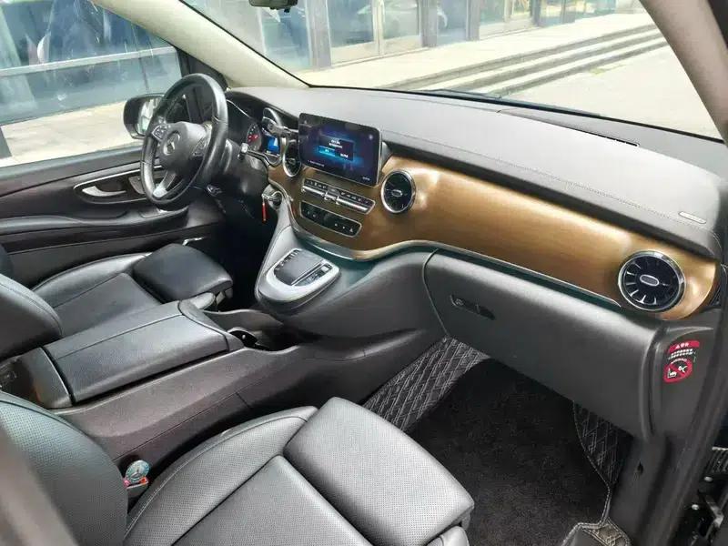Mercedes-Benz V-Class 2022 V 260 L Long Wheelbase Luxury Edition — миниатюра 5
