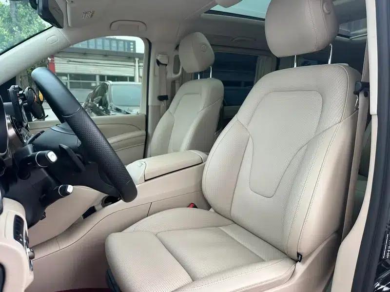 Mercedes-Benz V-Class 2022 V 260 L Long Wheelbase Luxury Edition — миниатюра 11