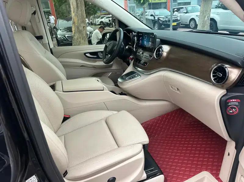 Mercedes-Benz V-Class 2022 V 260 L Long Wheelbase Luxury Edition — миниатюра 18