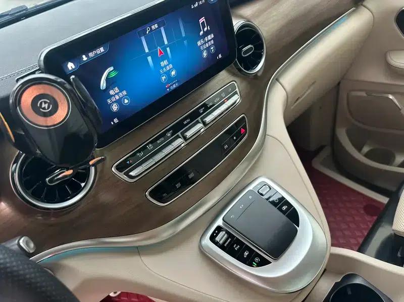 Mercedes-Benz V-Class 2022 V 260 L Long Wheelbase Luxury Edition — миниатюра 6
