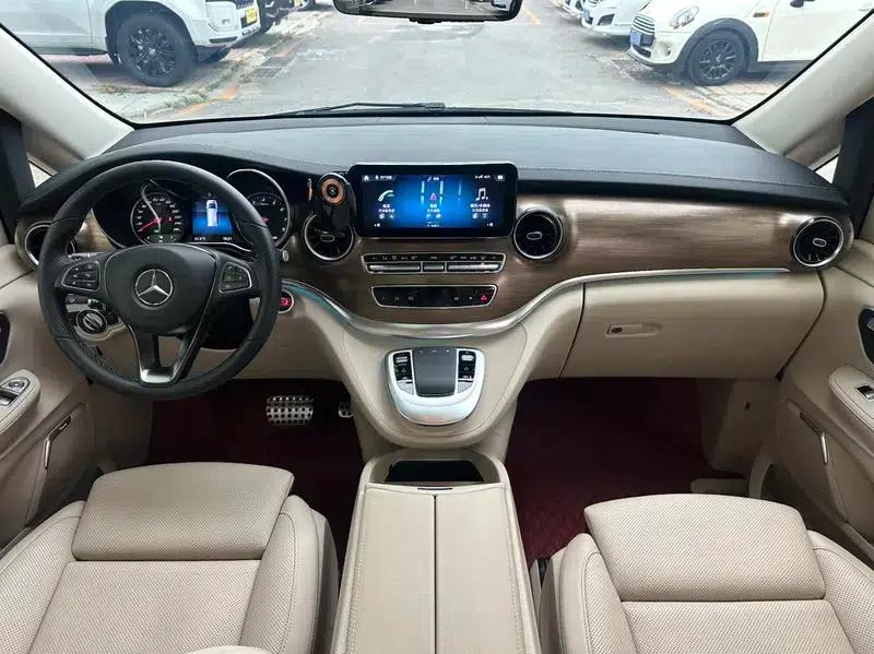 Mercedes-Benz V-Class 2022 V 260 L Long Wheelbase Luxury Edition — миниатюра 8