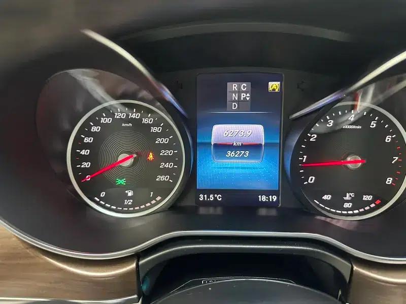 Mercedes-Benz V-Class 2022 V 260 L Long Wheelbase Luxury Edition — миниатюра 9