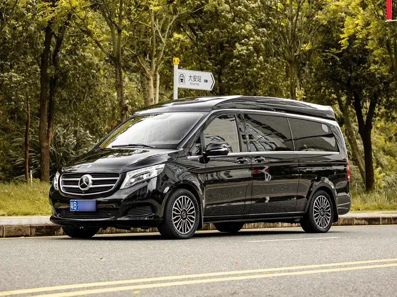 Mercedes-Benz V-Class 2017 V 260 L Premium Extended Edition — миниатюра 1