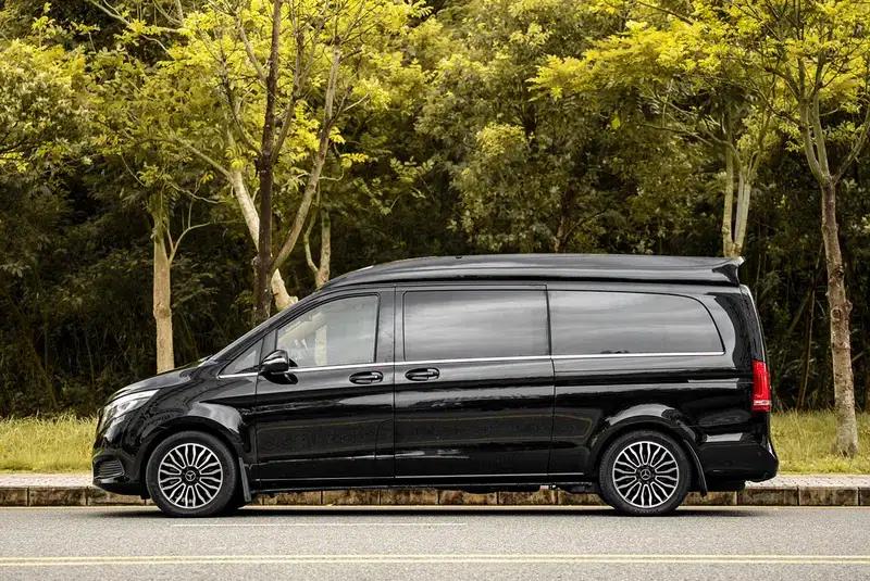 Mercedes-Benz V-Class 2017 V 260 L Premium Extended Edition — миниатюра 3
