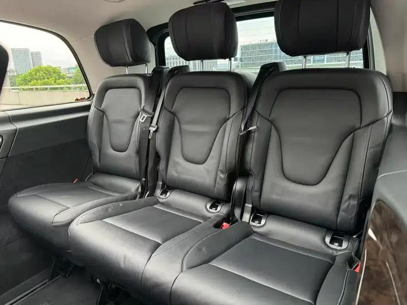 Mercedes-Benz V-Class 2018 V 260 L Premium Extended Edition (China V Emission Standard) — миниатюра 14