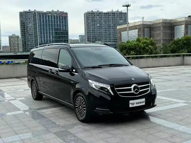 Mercedes-Benz V-Class 2018 V 260 L Premium Extended Edition (China V Emission Standard) — миниатюра 3
