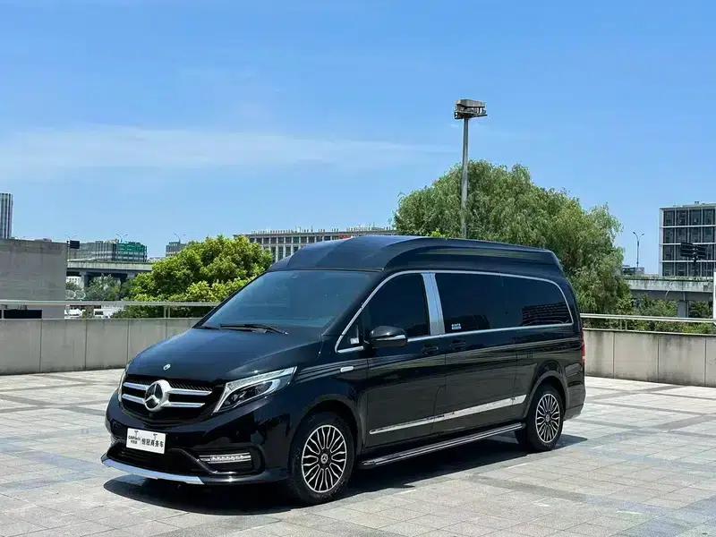 Mercedes-Benz V-Class 2021 V 260 L Long Wheelbase Premium Edition — миниатюра 1