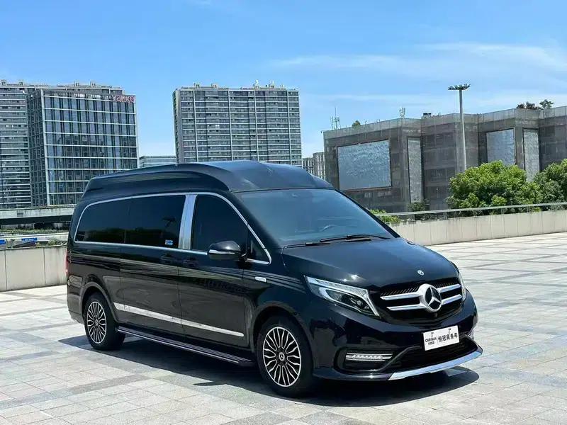Mercedes-Benz V-Class 2021 V 260 L Long Wheelbase Premium Edition — миниатюра 3
