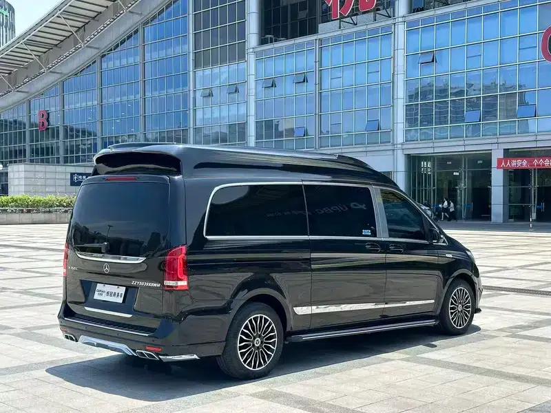 Mercedes-Benz V-Class 2021 V 260 L Long Wheelbase Premium Edition — миниатюра 7