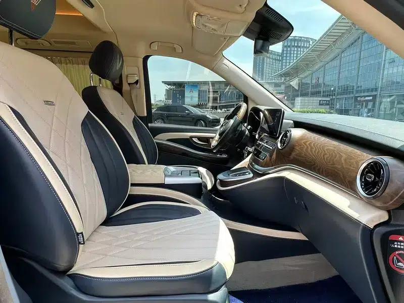 Mercedes-Benz V-Class 2021 V 260 L Long Wheelbase Premium Edition — миниатюра 9